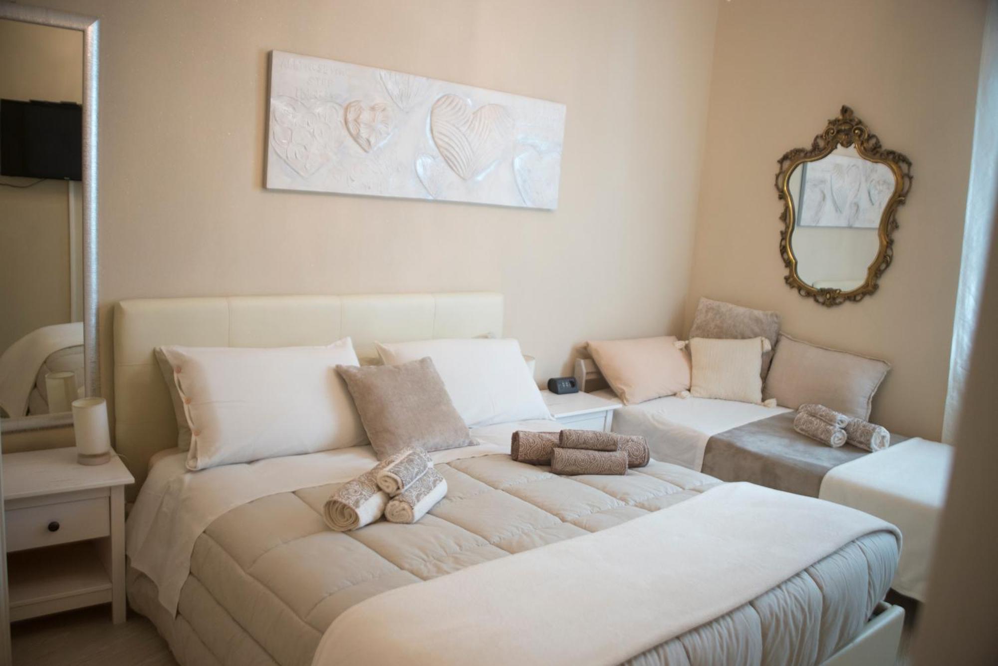 Your House Rooms เจนัว ภายนอก รูปภาพ