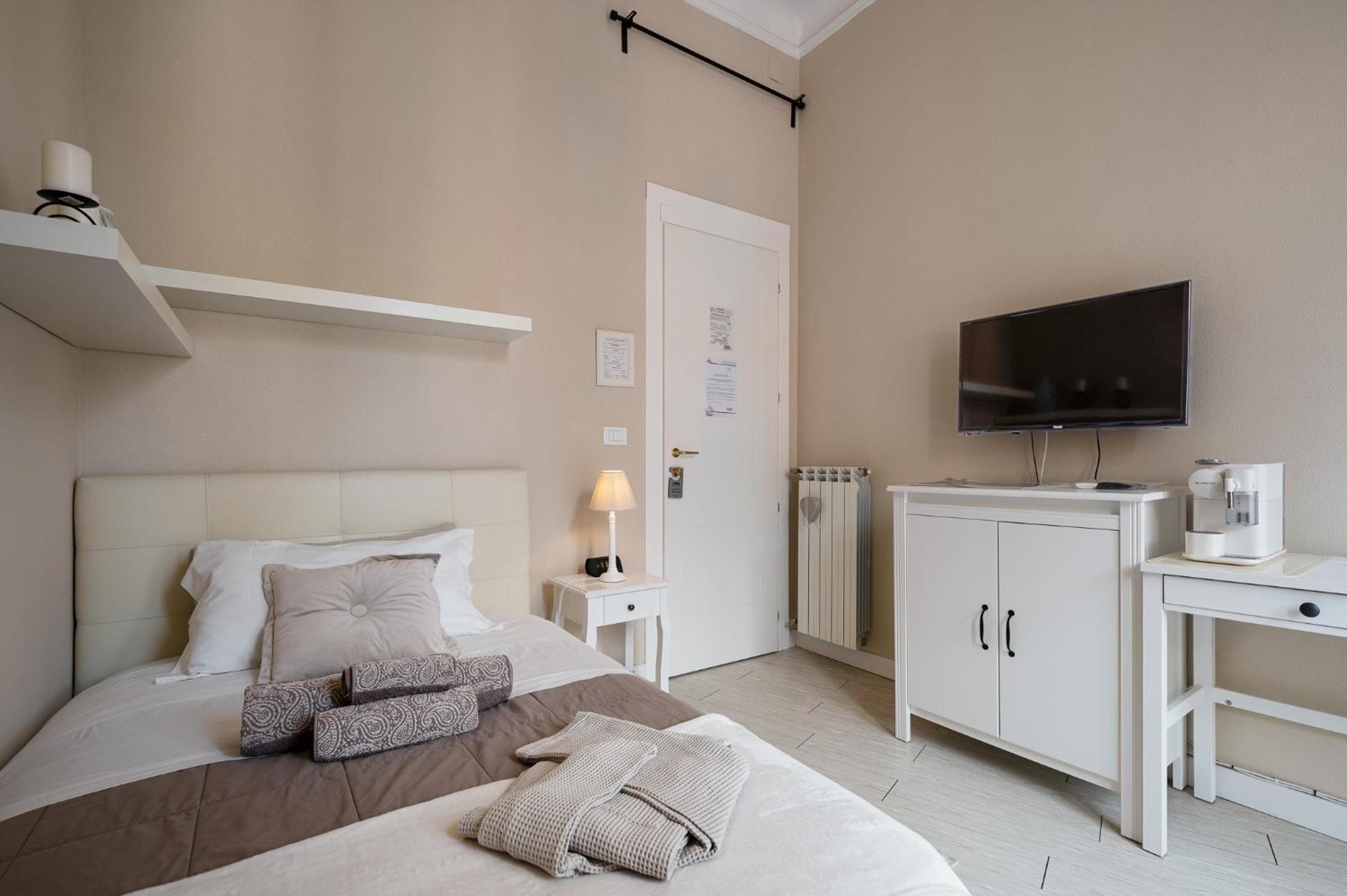 Your House Rooms เจนัว ภายนอก รูปภาพ