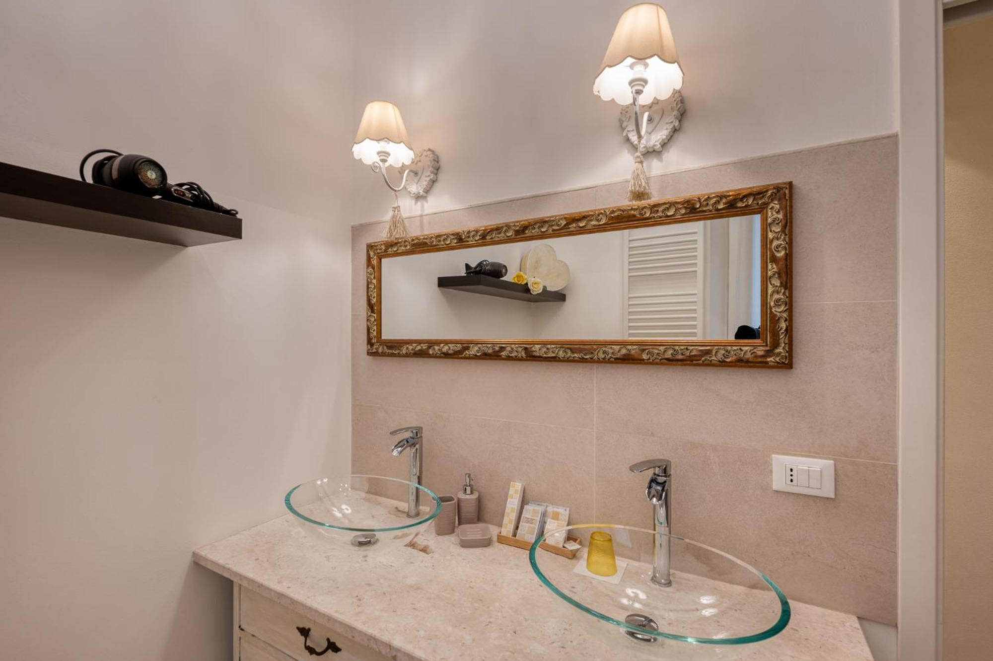 Your House Rooms เจนัว ภายนอก รูปภาพ