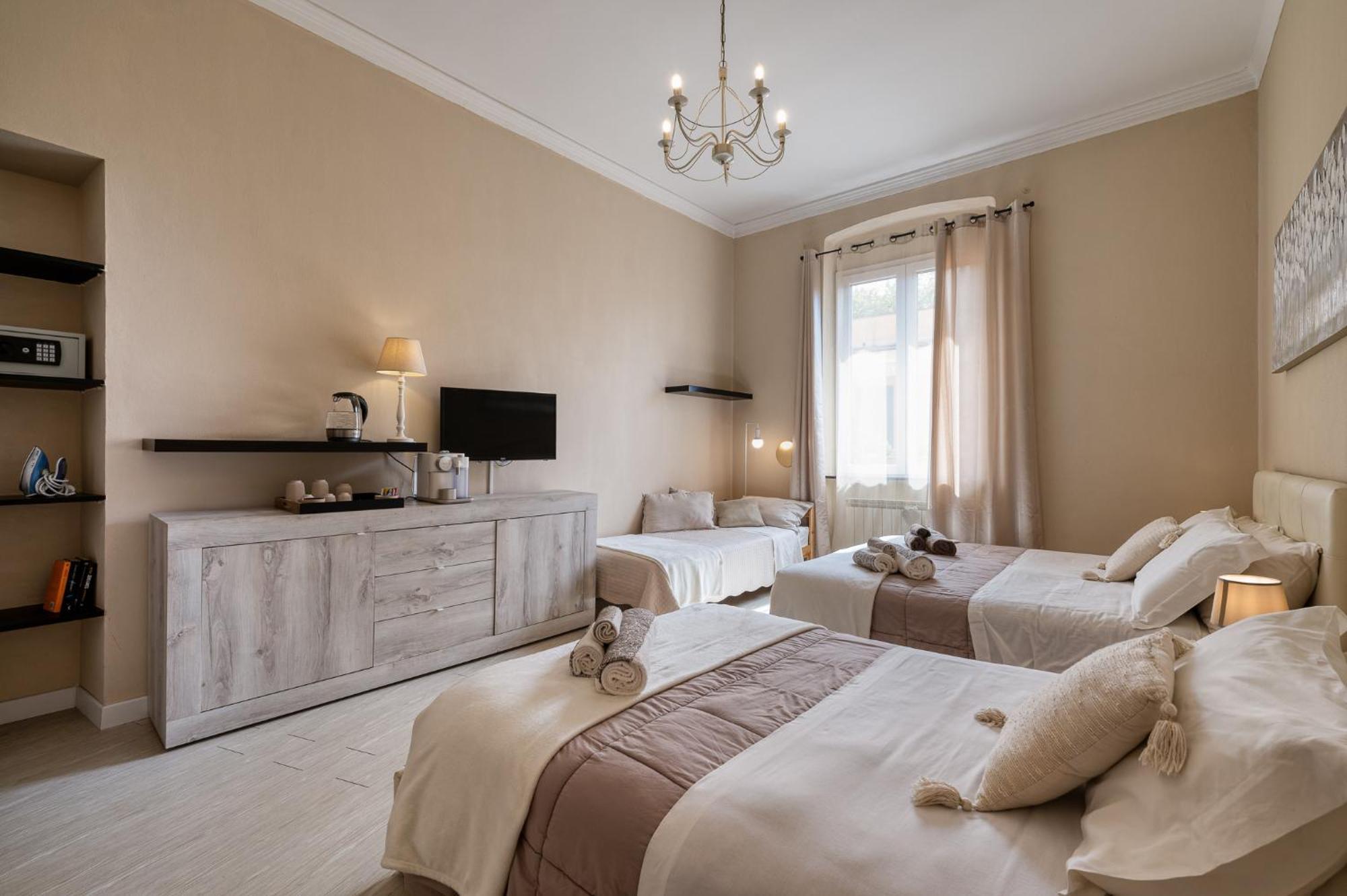 Your House Rooms เจนัว ภายนอก รูปภาพ