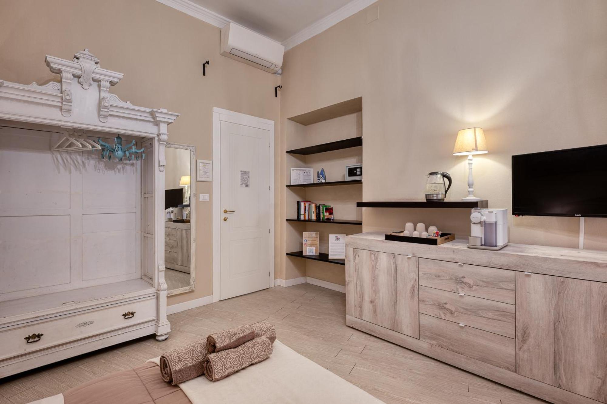 Your House Rooms เจนัว ภายนอก รูปภาพ